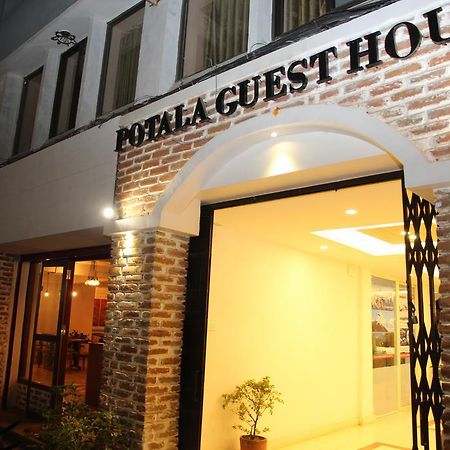 Potala Guest House Катманду Екстер'єр фото